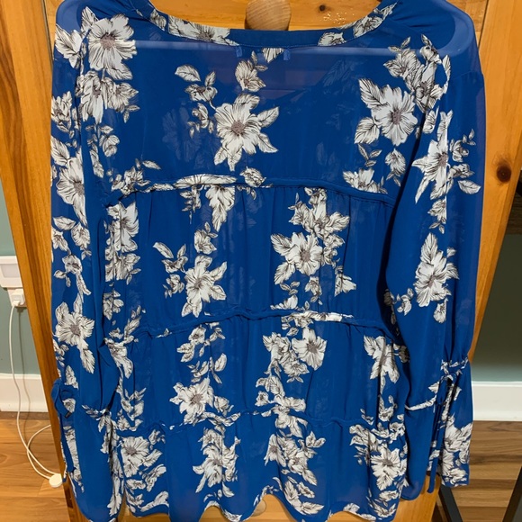 Blouse - Picture 4 of 4